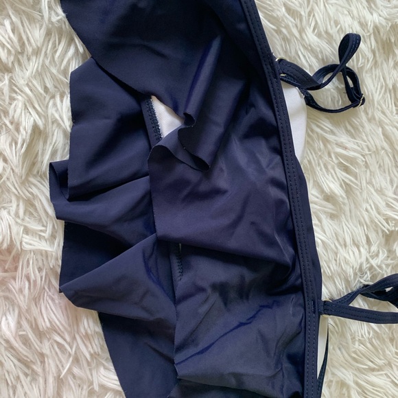 bikini - Picture 4 of 4